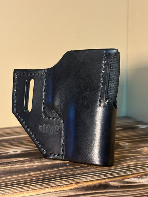 “The Outrider Classic" - Multi-Fit Leather Holster